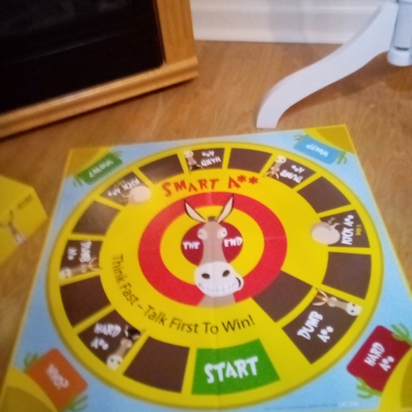 Smart A** board game - Picture 6 of 6